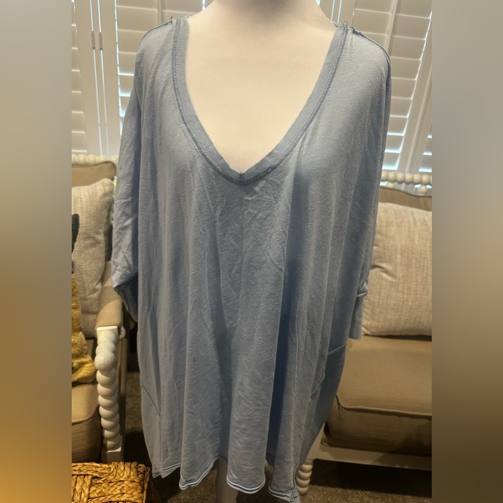 We the Free light Blue V-Neck Oversized Top